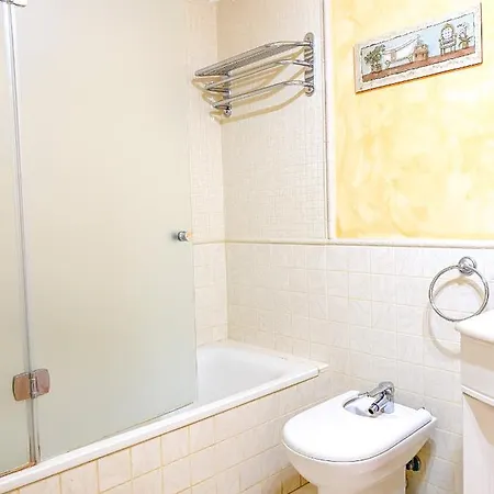 Sydney Sun & * Alicante